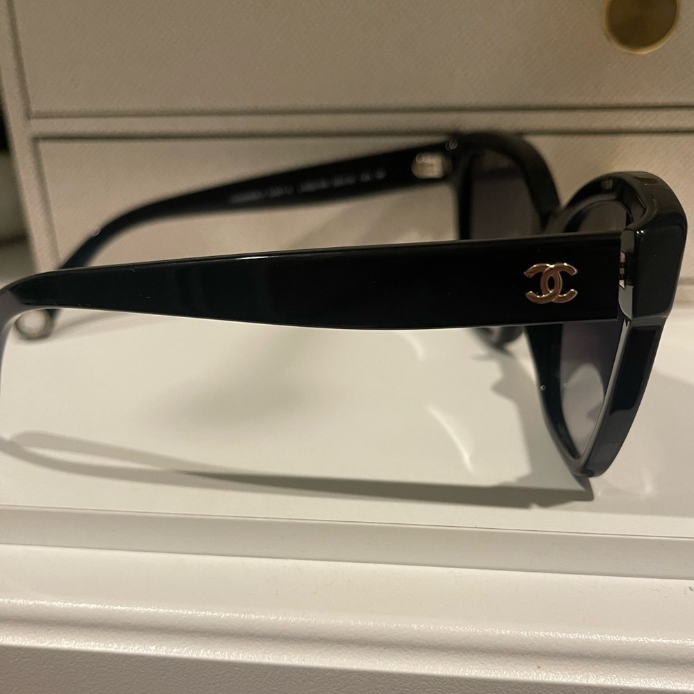 🖤CHANEL SQUARE SUNGLASSES 🖤 Sunglasses ONLY - Picture 16 of 16